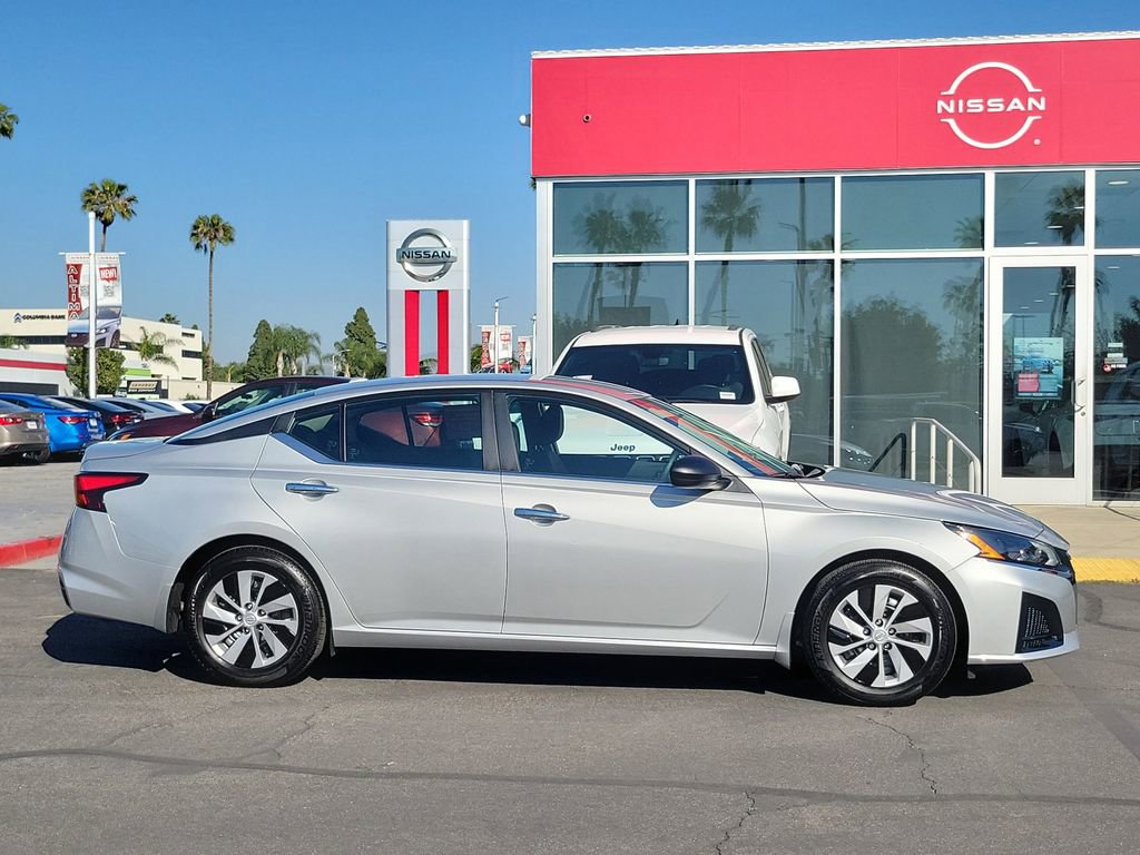 Certified 2025 Nissan Altima 2.5 S image 27