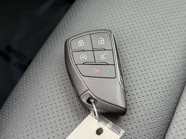 Used 2025 Chevrolet Traverse LT AWD/4WD image 33