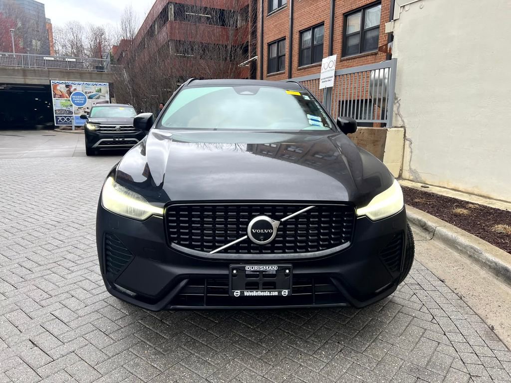 Used 2025 Volvo XC60 B5 Ultra w/ Protection Package Premier image 3