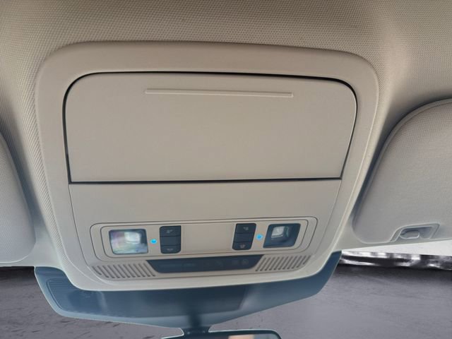 Used 2020 Ford Explorer XLT image 21