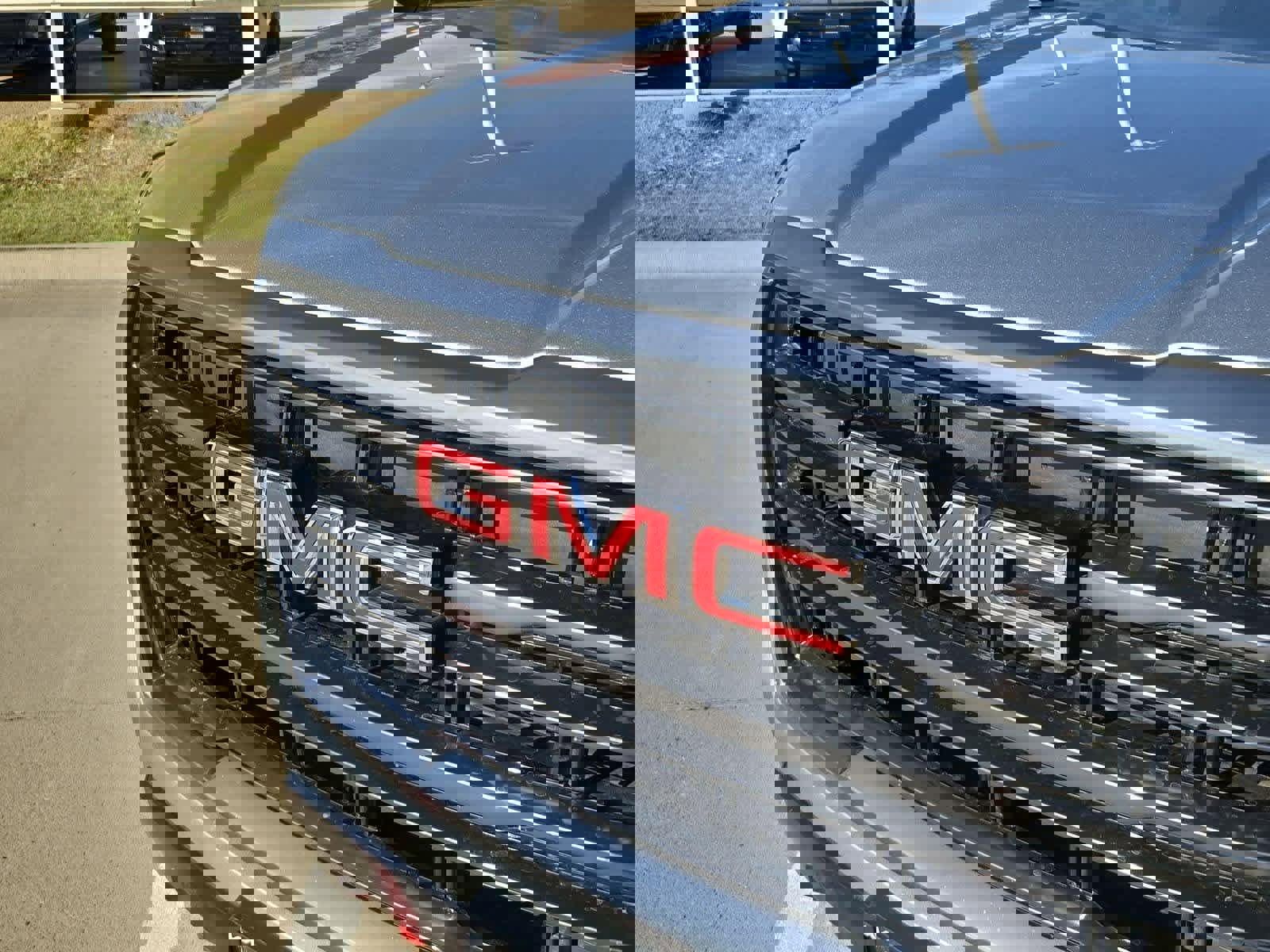 Used 2024 GMC Yukon AT4 image 11