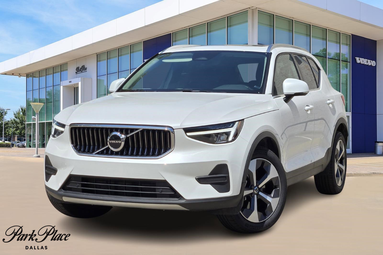 Certified 2025 Volvo XC40 B5 Core w/ Climate Package