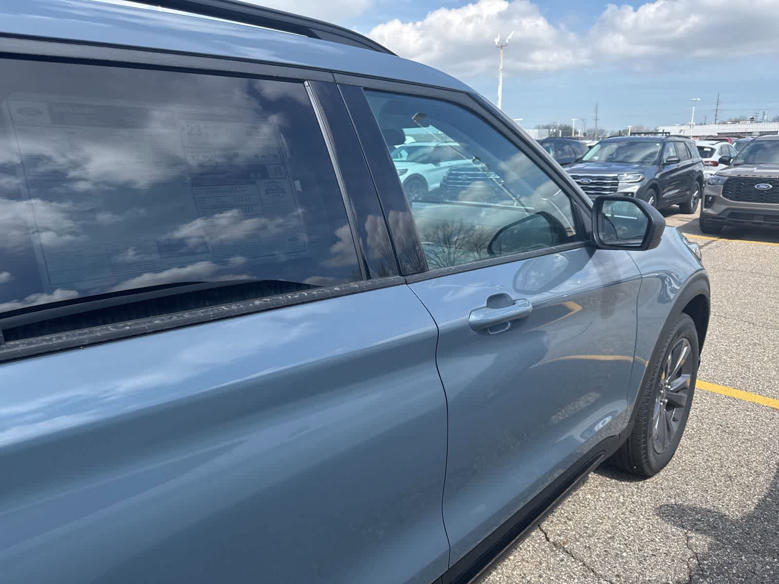 New 2026 Ford Explorer Active w/ Active Comfort Package AWD/4WD image 7
