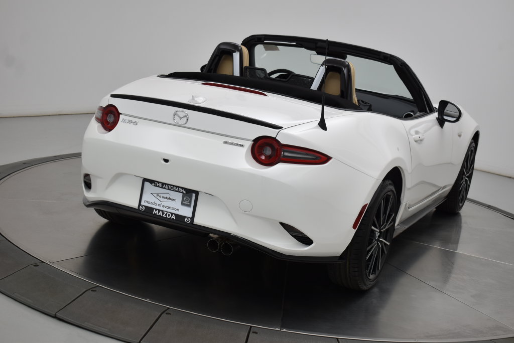 Used 2025 MAZDA MX-5 Miata Grand Touring w/ Appearance Package RWD image 22