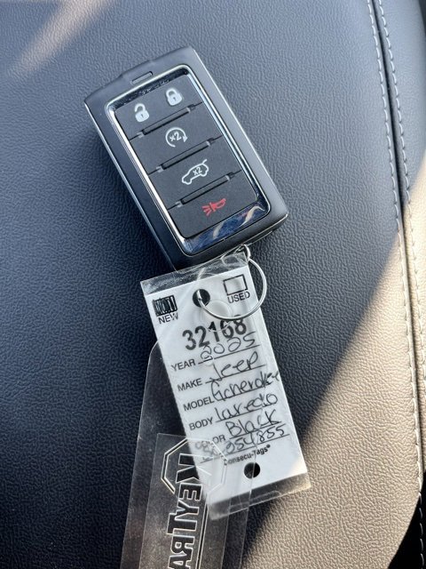 New 2025 Jeep Grand Cherokee Laredo X w/ Luxury Tech Group I image 27