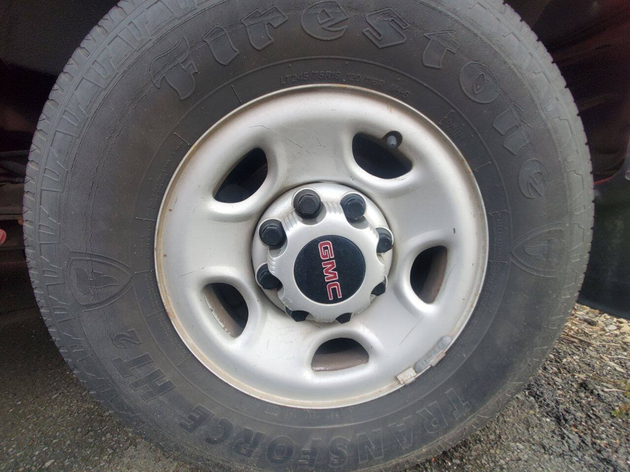 Used 2015 GMC Savana 2500 Extended RWD image 16