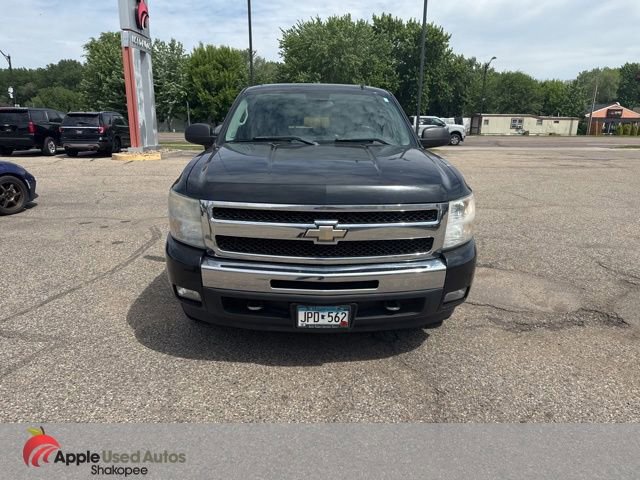 Used 2009 Chevrolet Silverado 1500 LT w/ Power Pack Plus AWD/4WD image 2