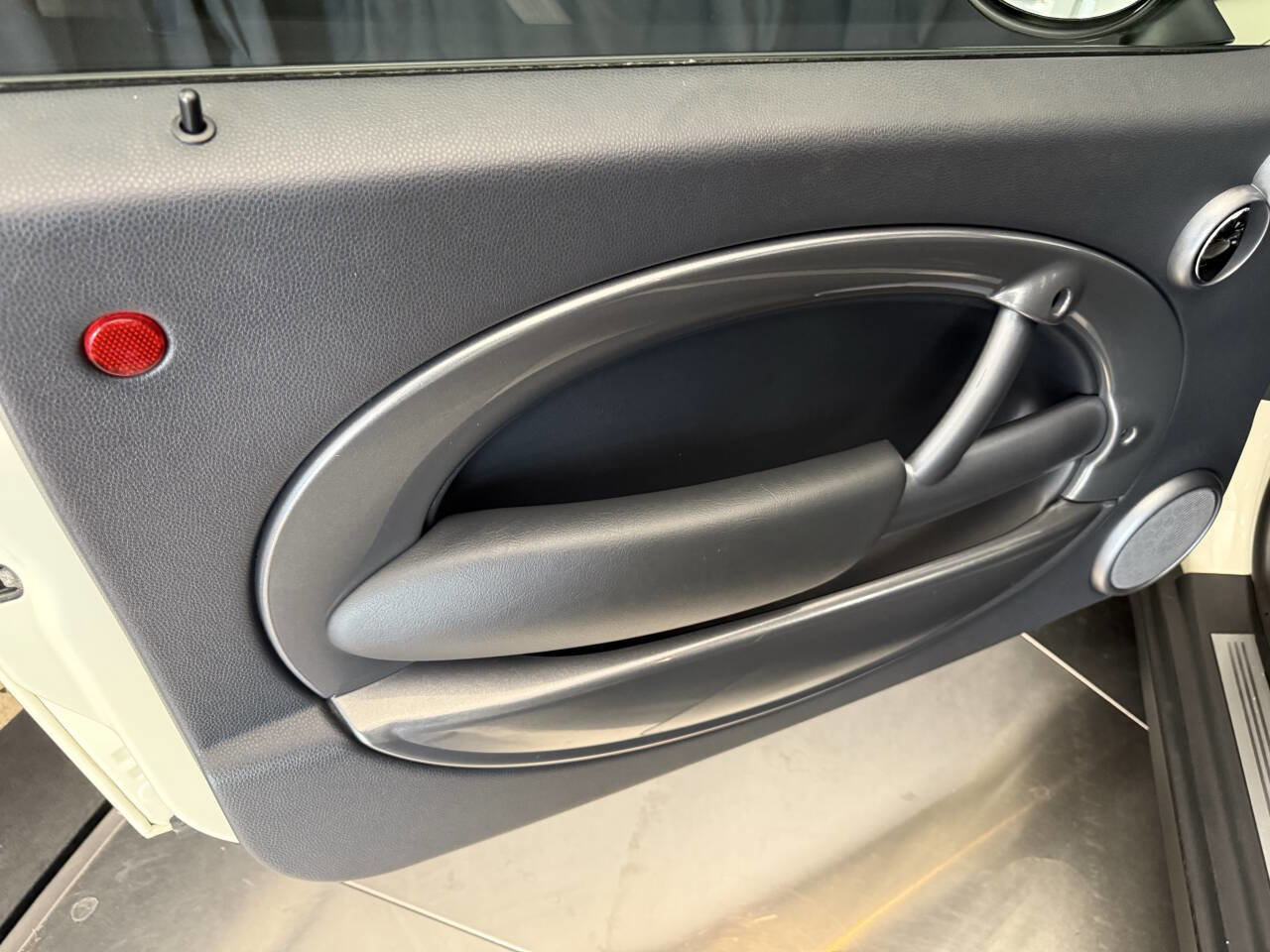 Used 2006 MINI Cooper Hardtop image 24