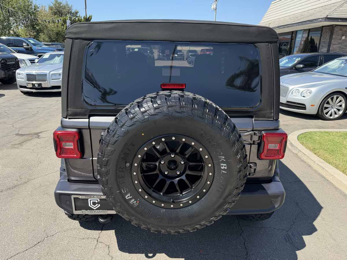 Used 2024 Jeep Wrangler Sport AWD/4WD image 5