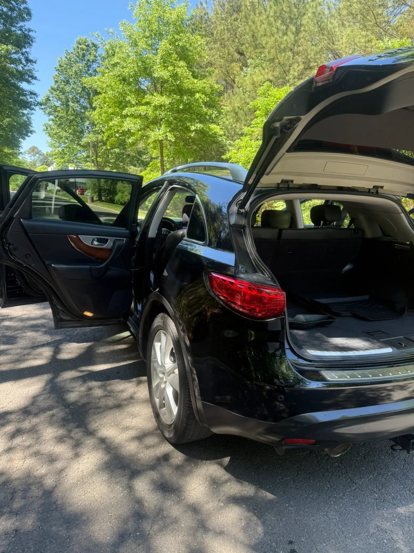 Used 2012 INFINITI FX35 2WD w/ Premium Pkg image 16