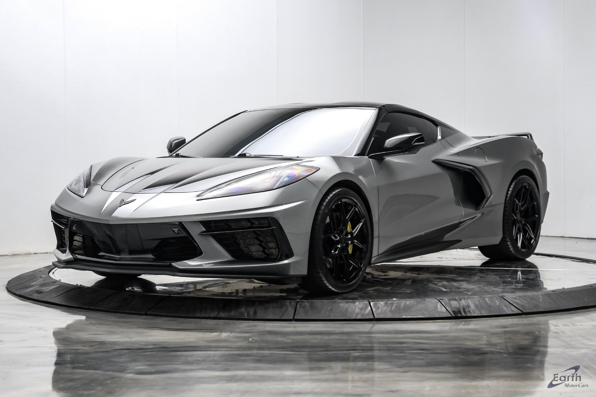 Used 2023 Chevrolet Corvette Stingray Preferred Cpe w/ Z51 Performance Package RWD image 6