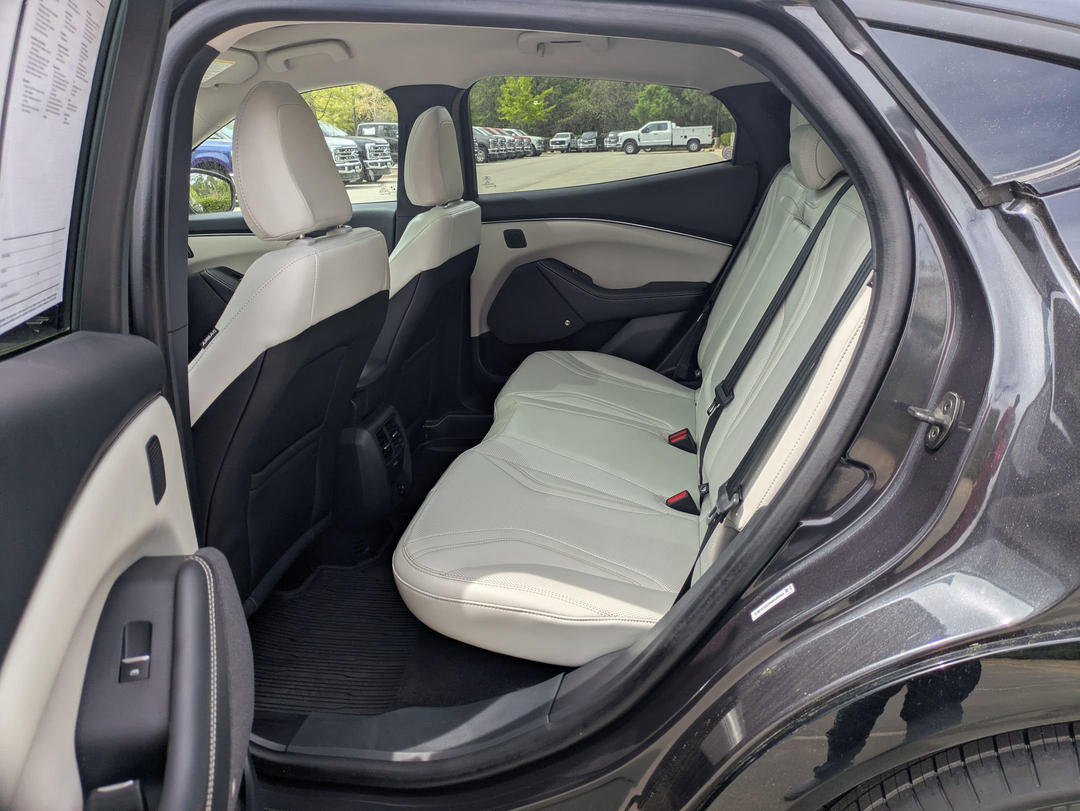 Certified 2022 Ford Mustang Mach-E Premium AWD/4WD image 29