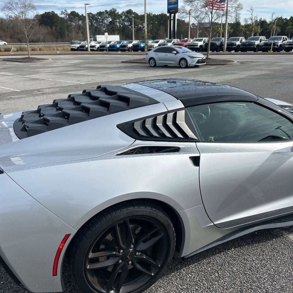 Used 2016 Chevrolet Corvette Stingray Coupe w/ 2LT Preferred Equipment Group image 10