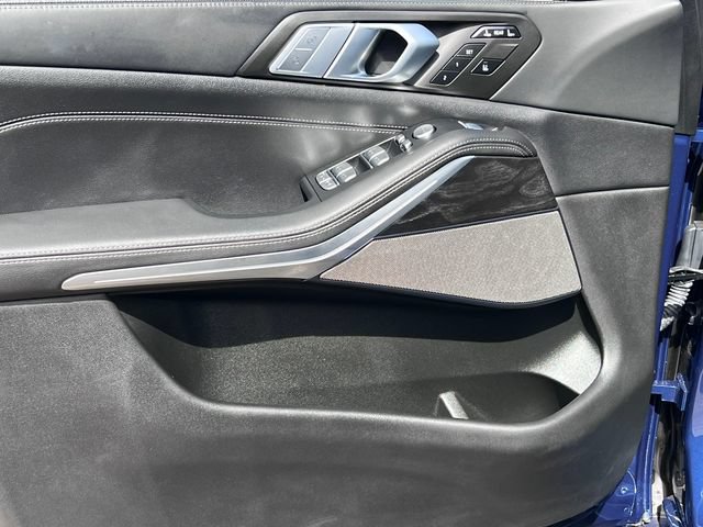 Used 2021 BMW X7 M50i AWD/4WD image 18