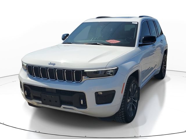 Used 2023 Jeep Grand Cherokee Overland w/ MOPAR Finishing Package AWD/4WD image 2