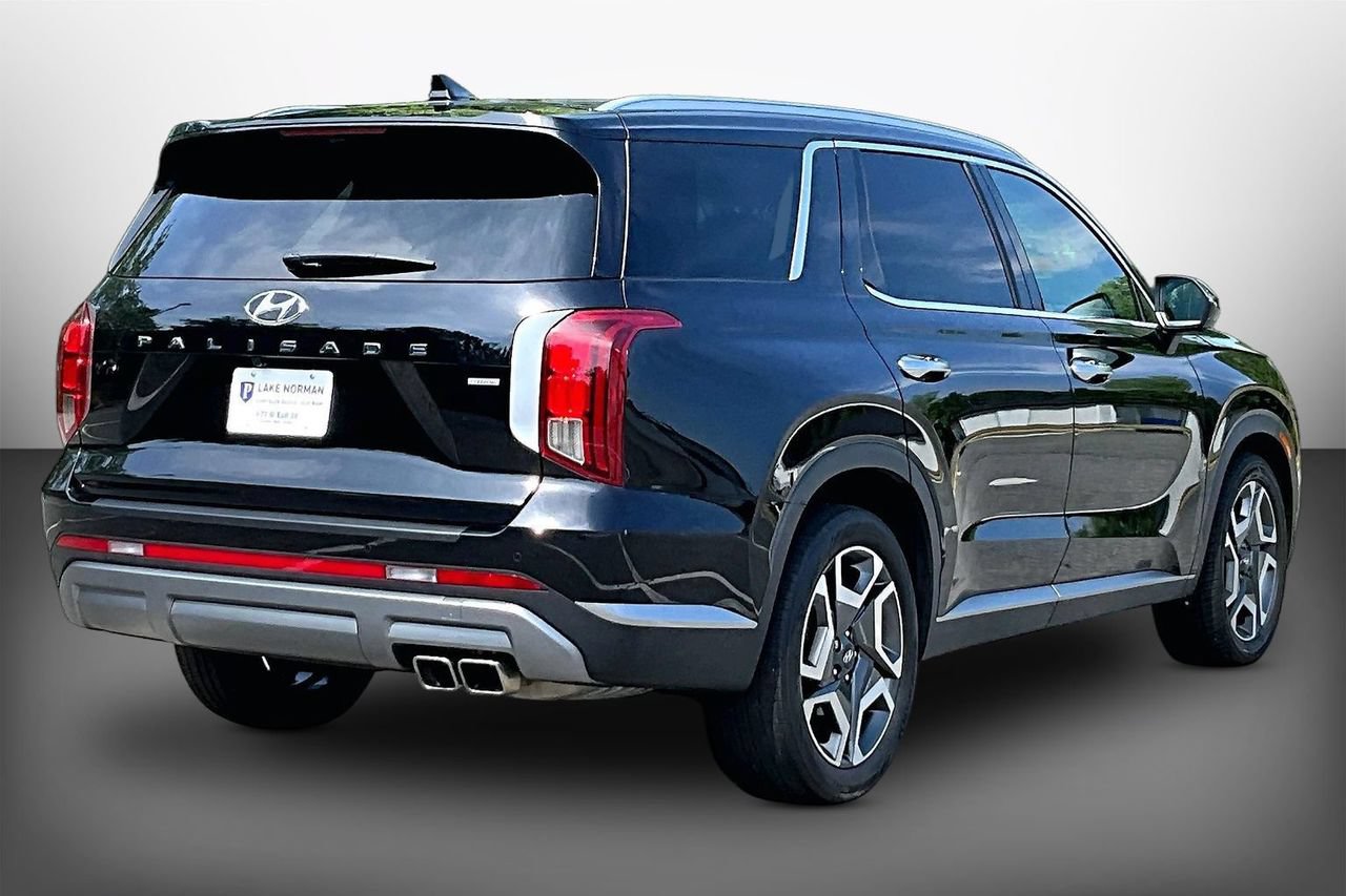 Used 2024 Hyundai Palisade SEL w/ Premium Package AWD/4WD image 8