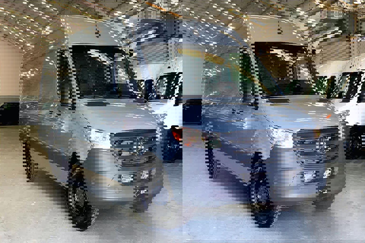 Used 2025 Mercedes-Benz Sprinter 2500 image 6