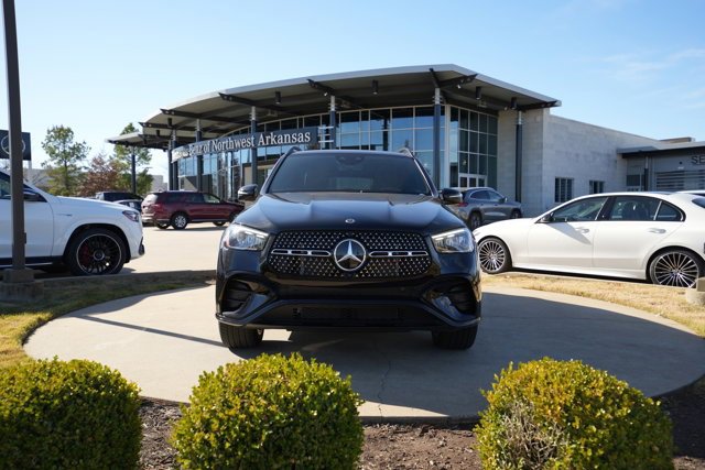 Certified 2025 Mercedes-Benz GLE 580 4MATIC image 2