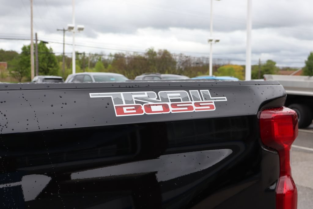 New 2026 Chevrolet Silverado 1500 LT Trail Boss w/ Safety Package AWD/4WD image 37