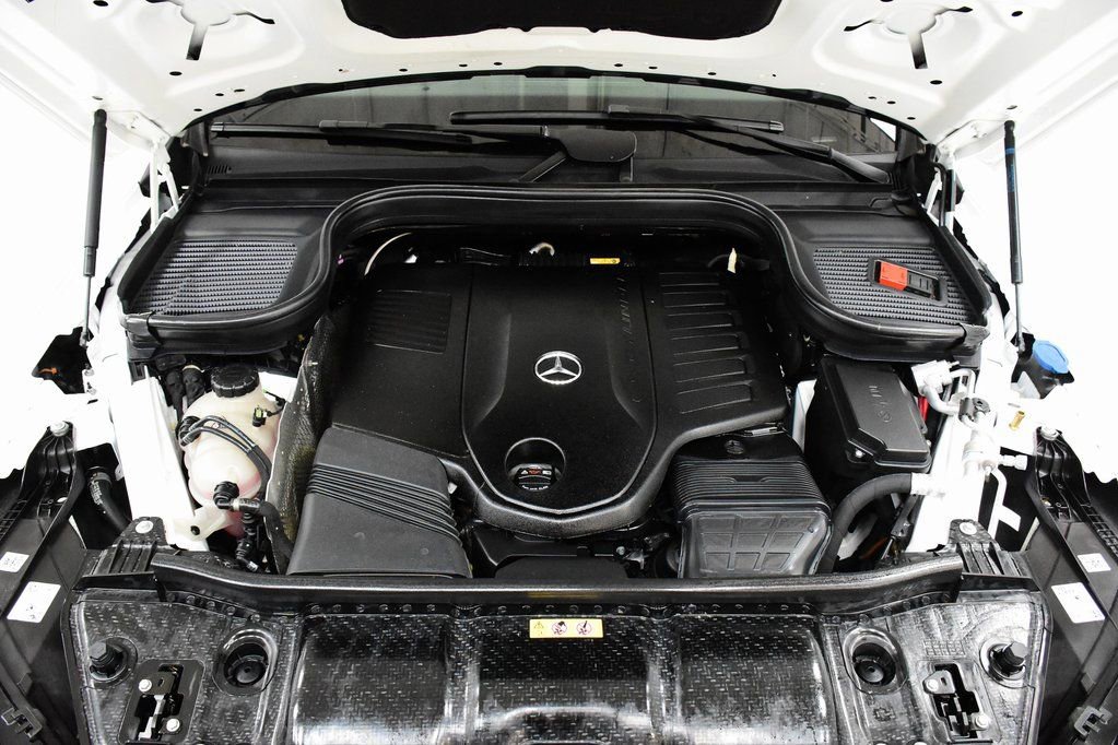 Used 2024 Mercedes-Benz GLE 450 4MATIC image 3
