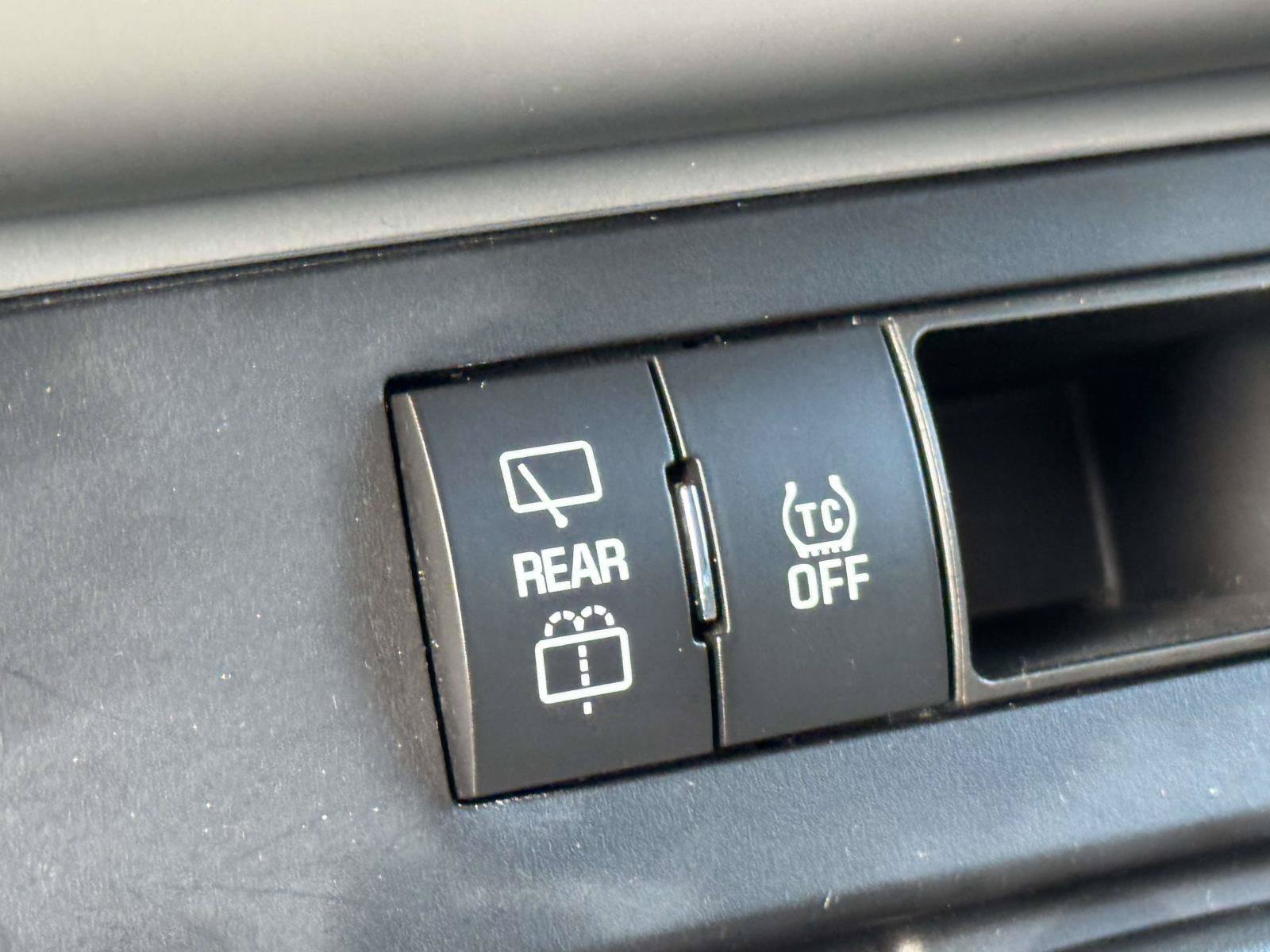 Used 2015 Chevrolet Traverse LS w/ LPO, 'HIT The Road' Package FWD image 19