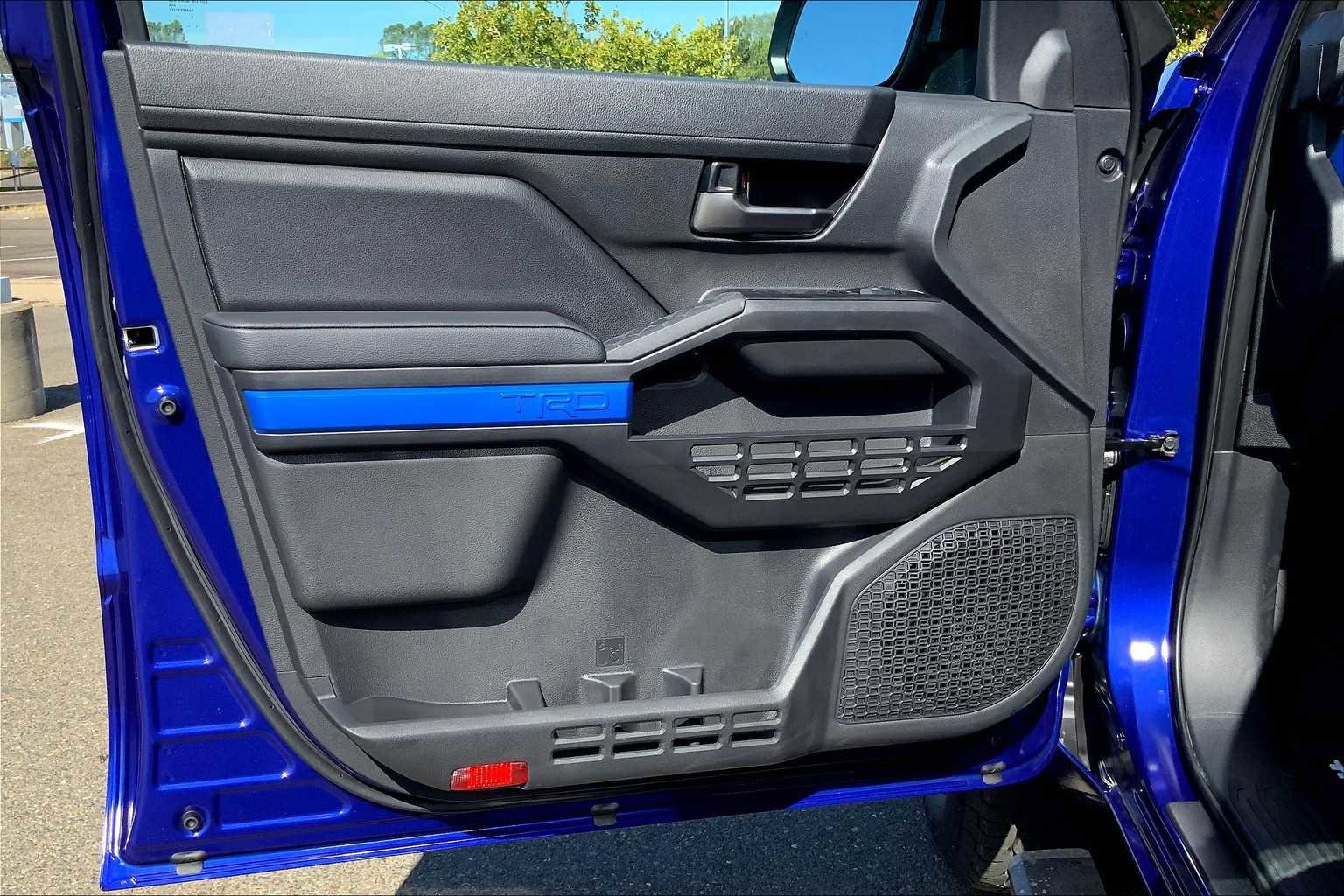 New 2025 Toyota Tacoma TRD Off-Road image 10