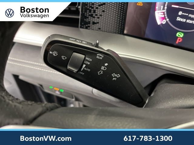 New 2026 Volkswagen Tiguan SE R-Line image 19