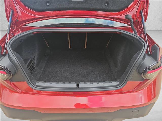 Used 2025 BMW 230i Coupe image 6