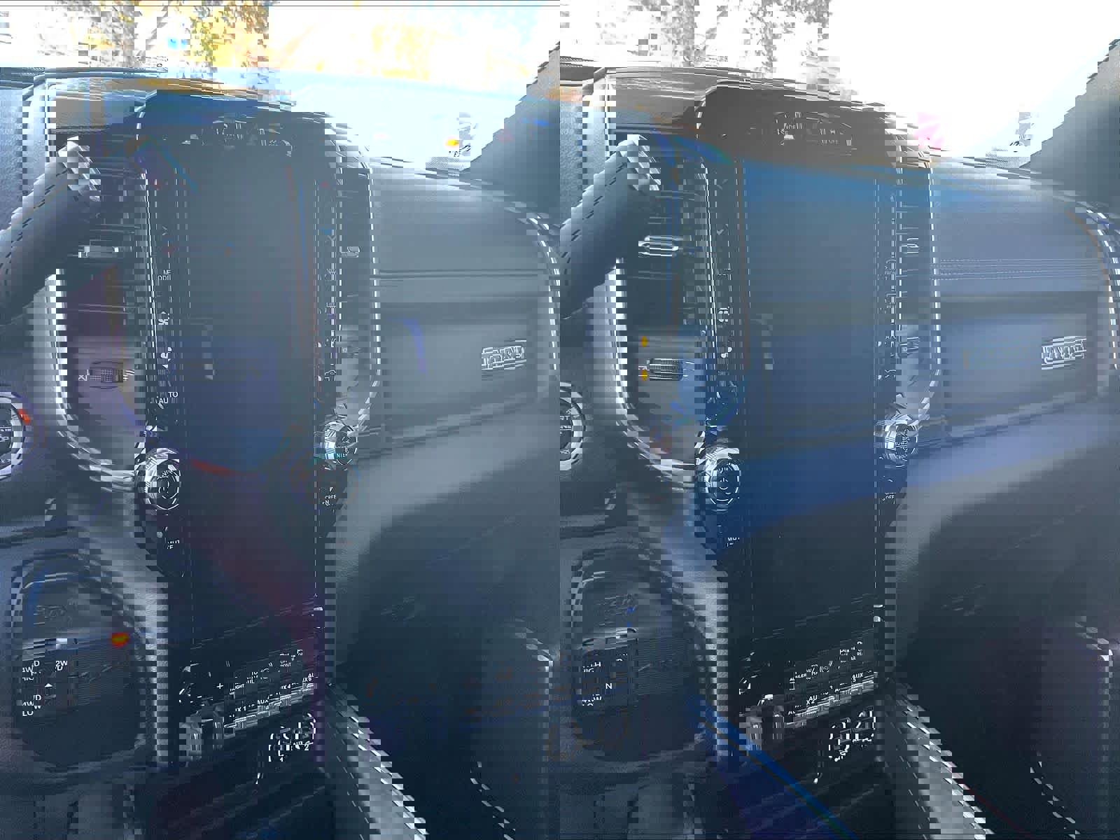 Used 2022 RAM 2500 Laramie image 22