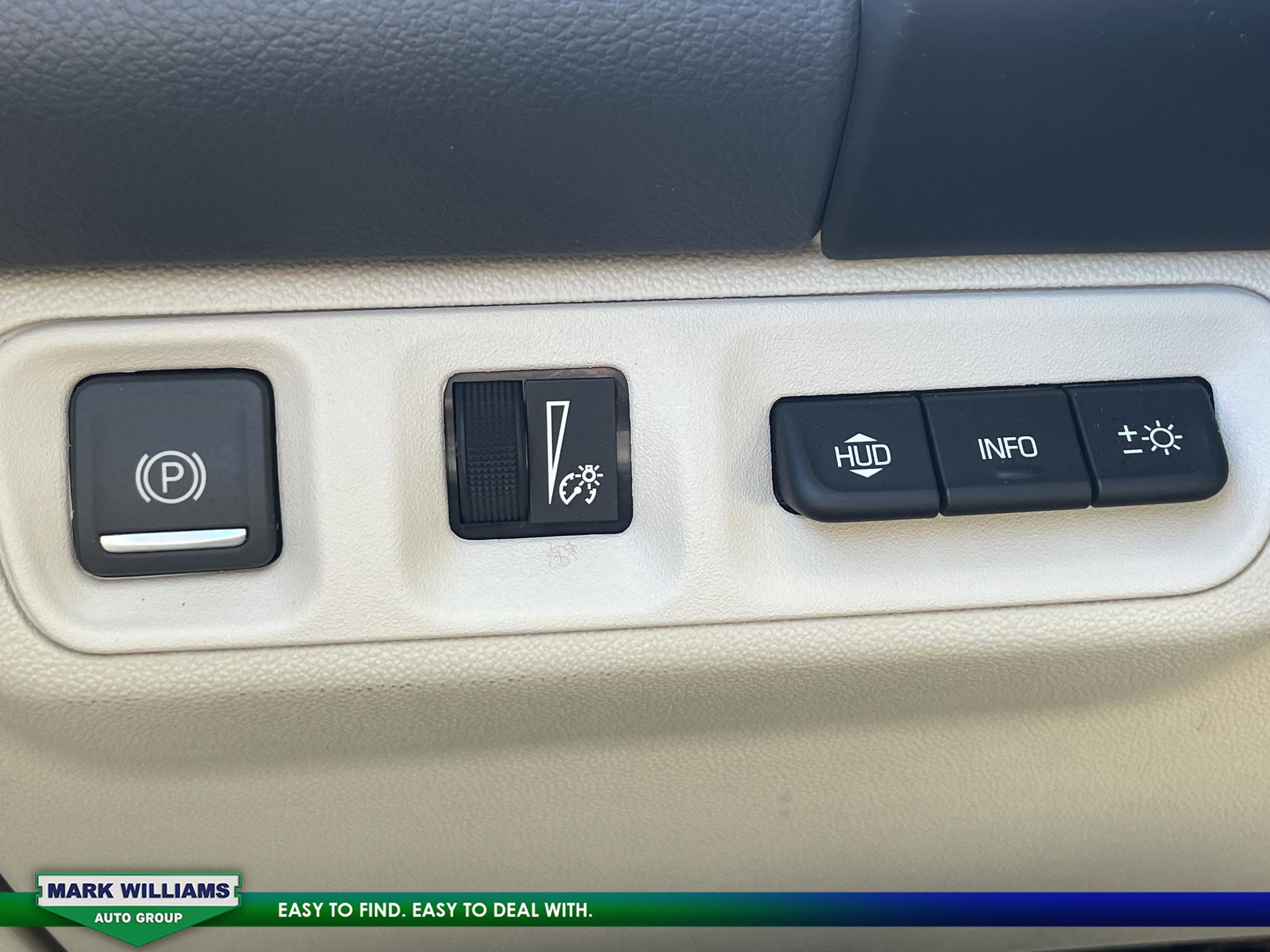 Used 2022 GMC Acadia Denali w/ Denali Ultimate Package image 25