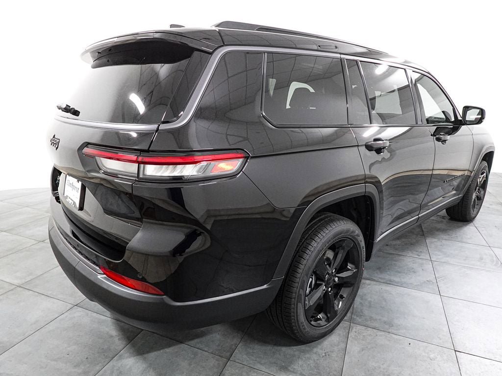 New 2026 Jeep Grand Cherokee L Limited w/ Limited Altitude Package AWD/4WD image 6