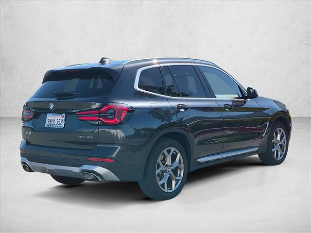 Used 2024 BMW X3 xDrive30i w/ Premium Package w/ZPA AWD/4WD image 5