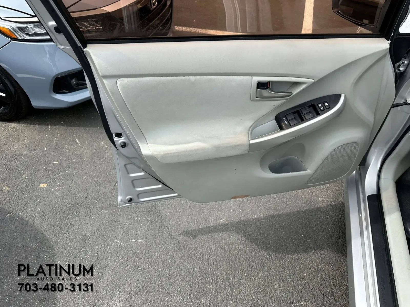 Used 2010 Toyota Prius Two image 13