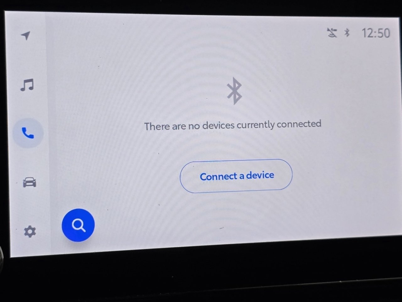 Used 2024 Toyota RAV4 LE image 4