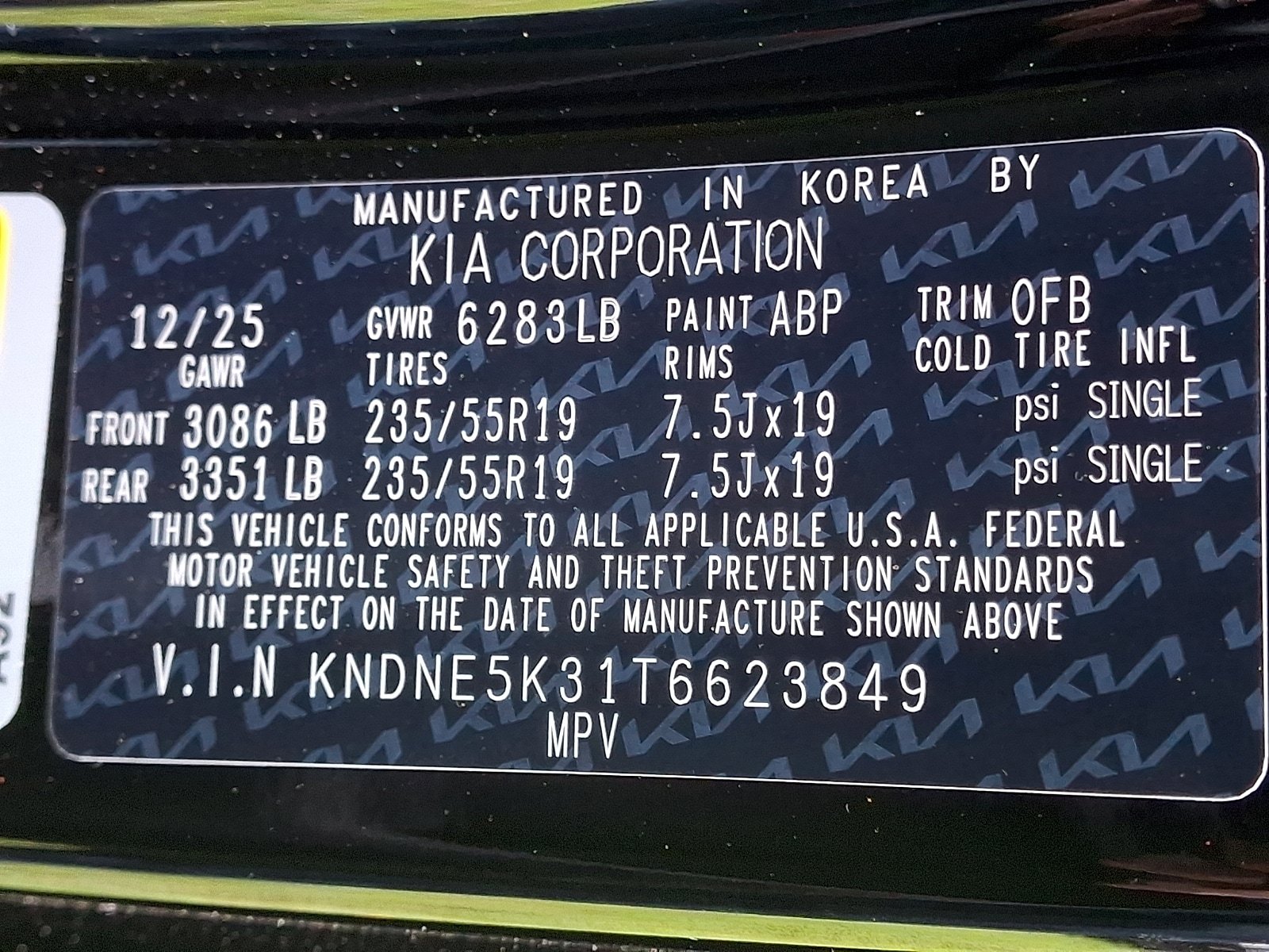 Used 2026 Kia Carnival SX w/ SX Dark Edition Package FWD image 28