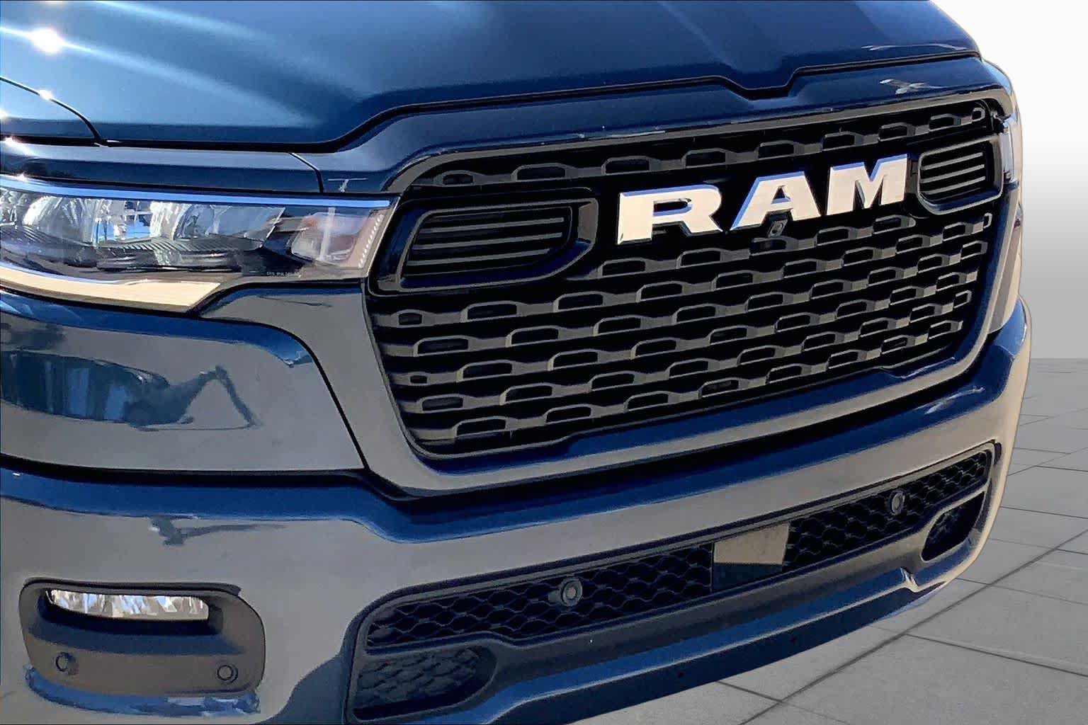 Used 2025 RAM 1500 Lone Star AWD/4WD image 29