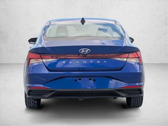 Used 2021 Hyundai Elantra SEL w/ Convenience Package FWD image 7