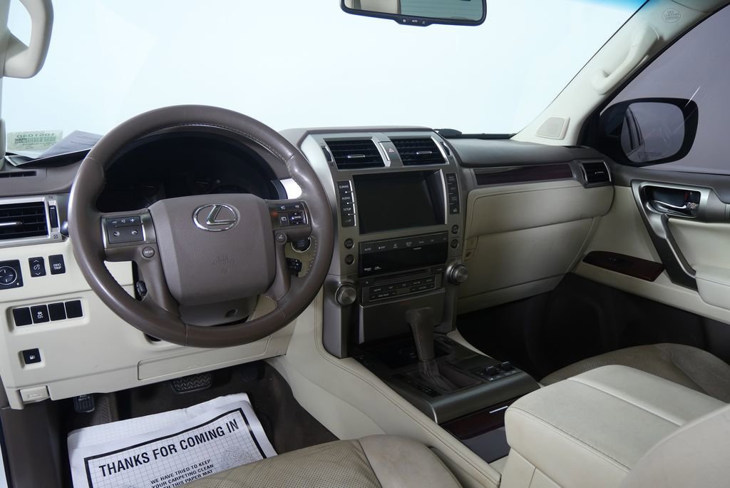 Used 2010 Lexus GX 460 image 19