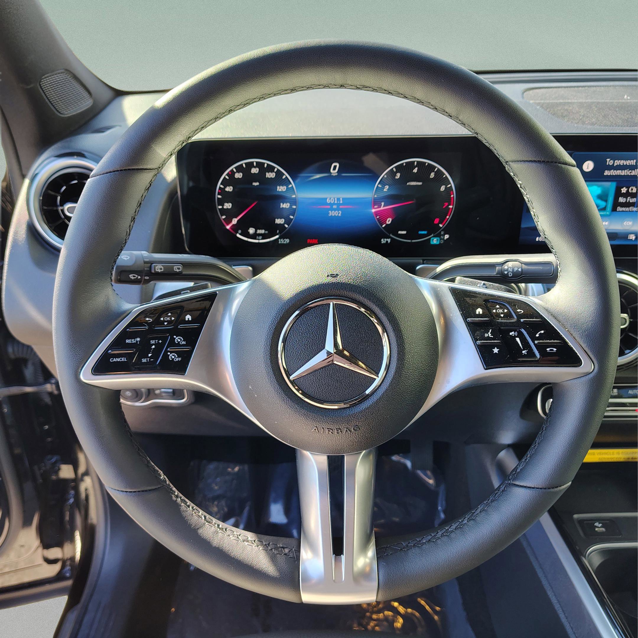 Used 2026 Mercedes-Benz GLB 250 image 29