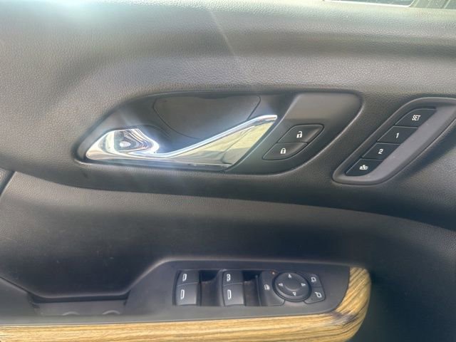 Used 2018 GMC Acadia Denali w/ Technology Package FWD image 9