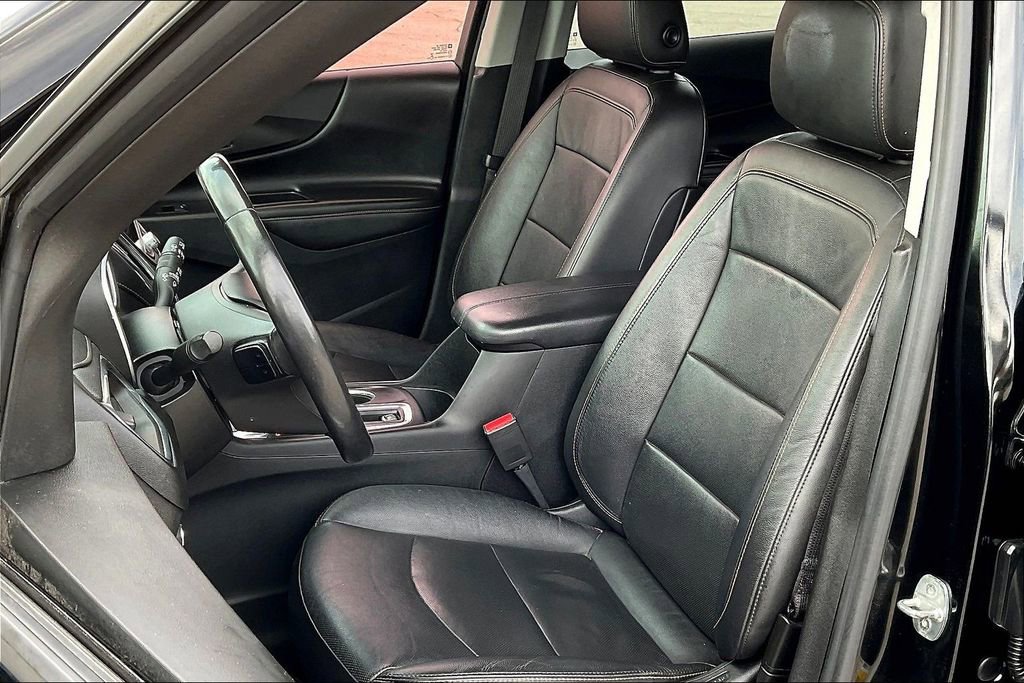 Used 2020 Chevrolet Equinox Premier w/ Premier Redline Edition FWD image 27