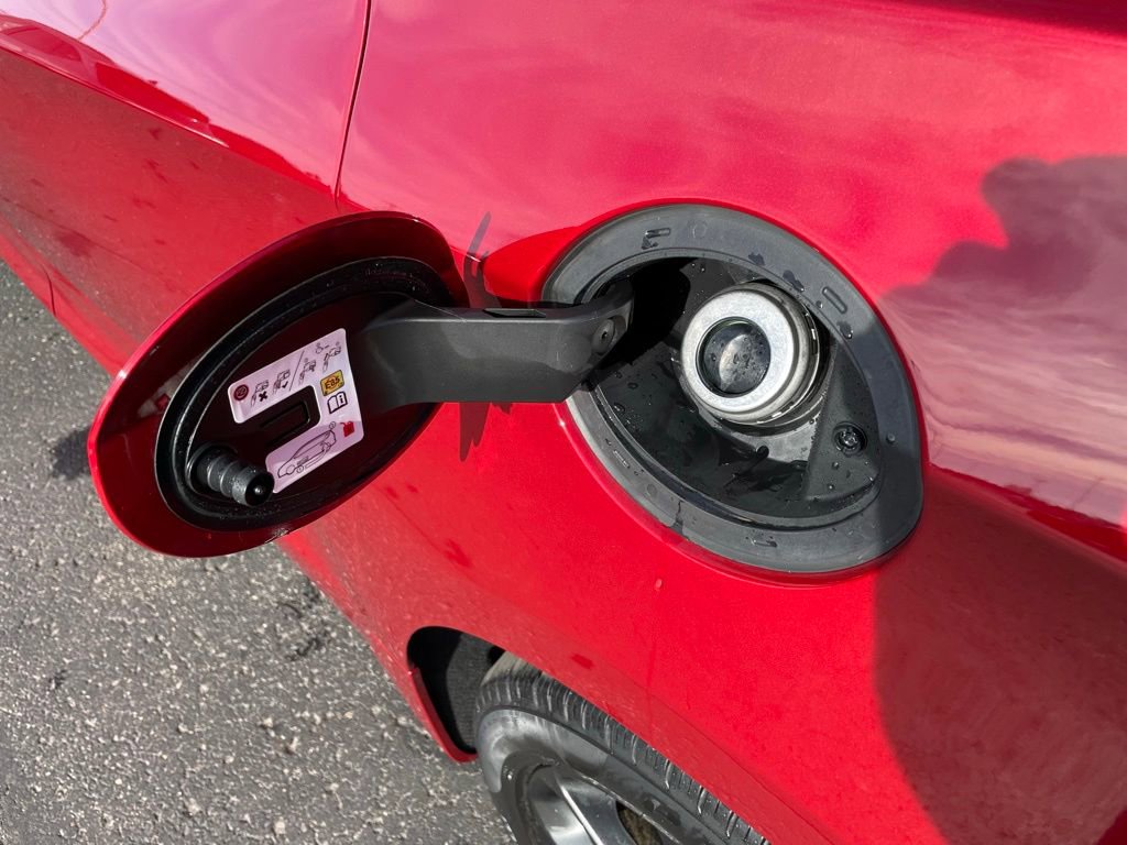 Used 2025 Chrysler Pacifica Limited image 60