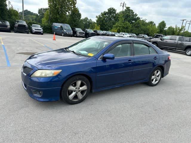 Used 2011 Toyota Camry SE w/ SE Extra-Value Pkg #1 FWD image 10