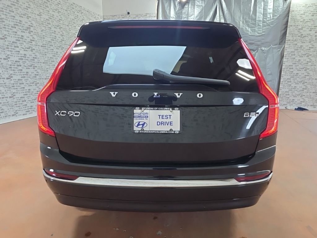 Used 2024 Volvo XC90 B5 Core image 5