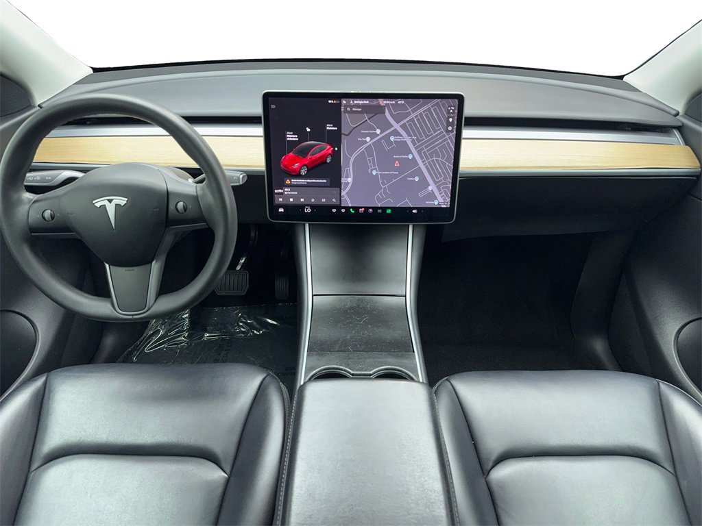 Used 2021 Tesla Model Y Long Range image 16