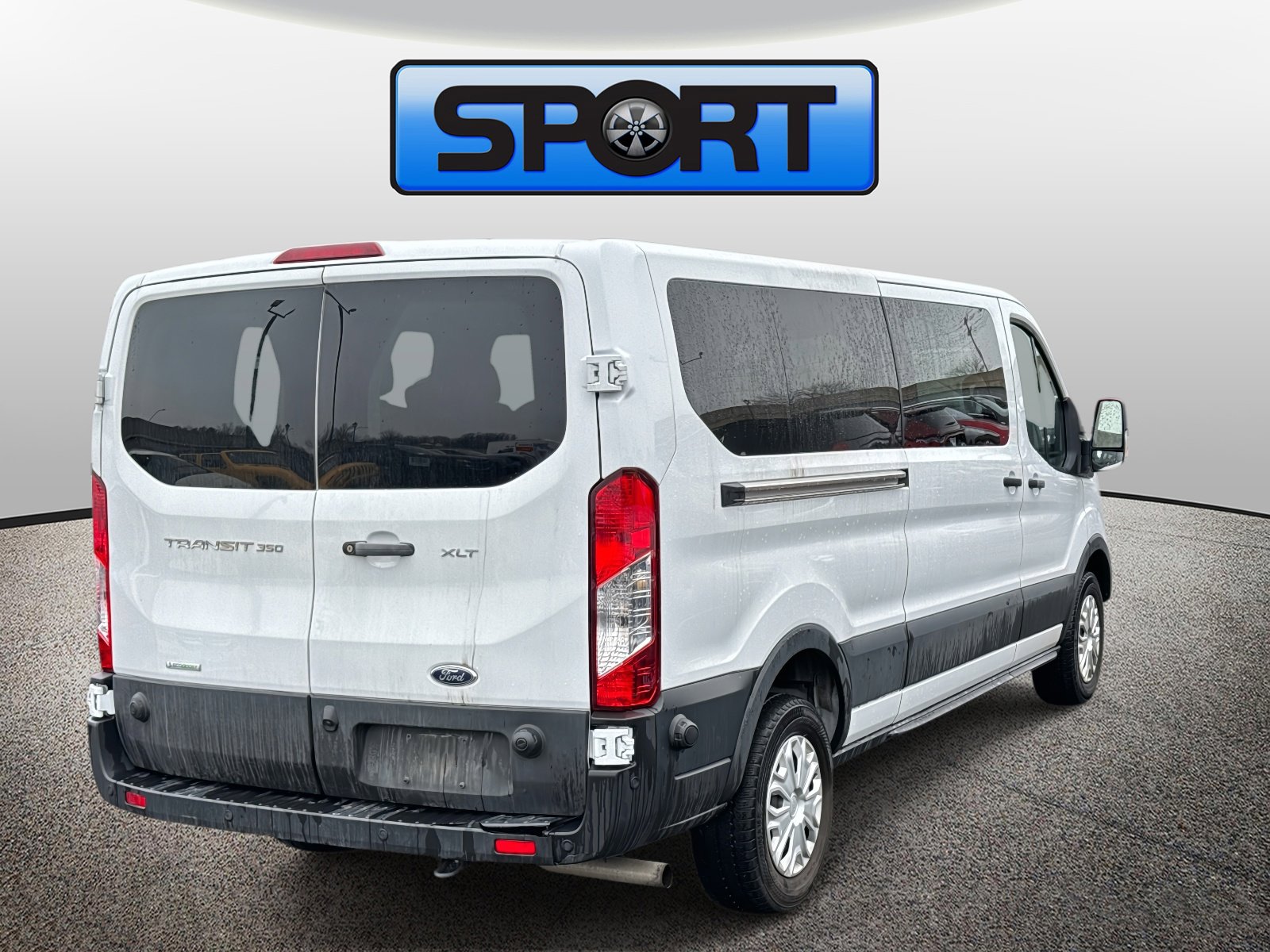 Used 2024 Ford Transit 350 XLT image 24