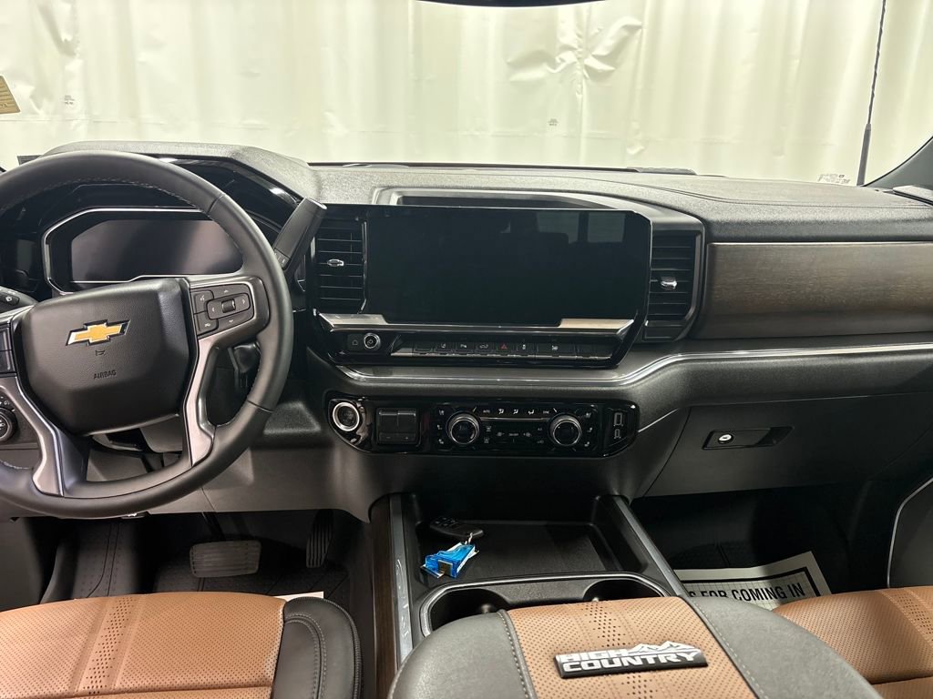 Certified 2025 Chevrolet Silverado 3500 High Country image 12
