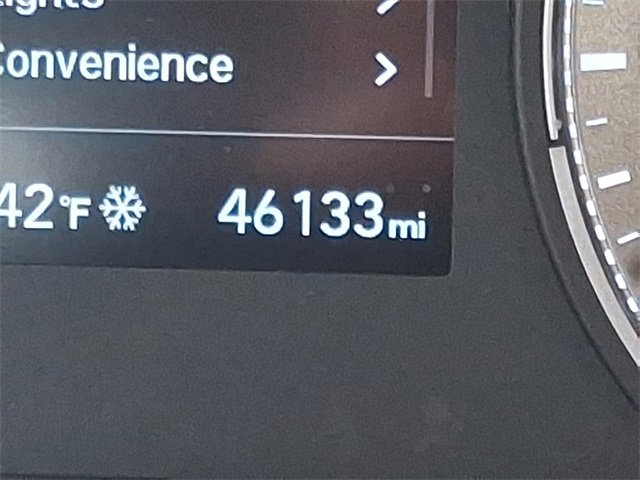 Used 2022 Hyundai Venue SE image 19