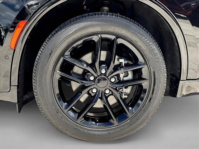 Used 2023 Dodge Durango R/T RWD image 10