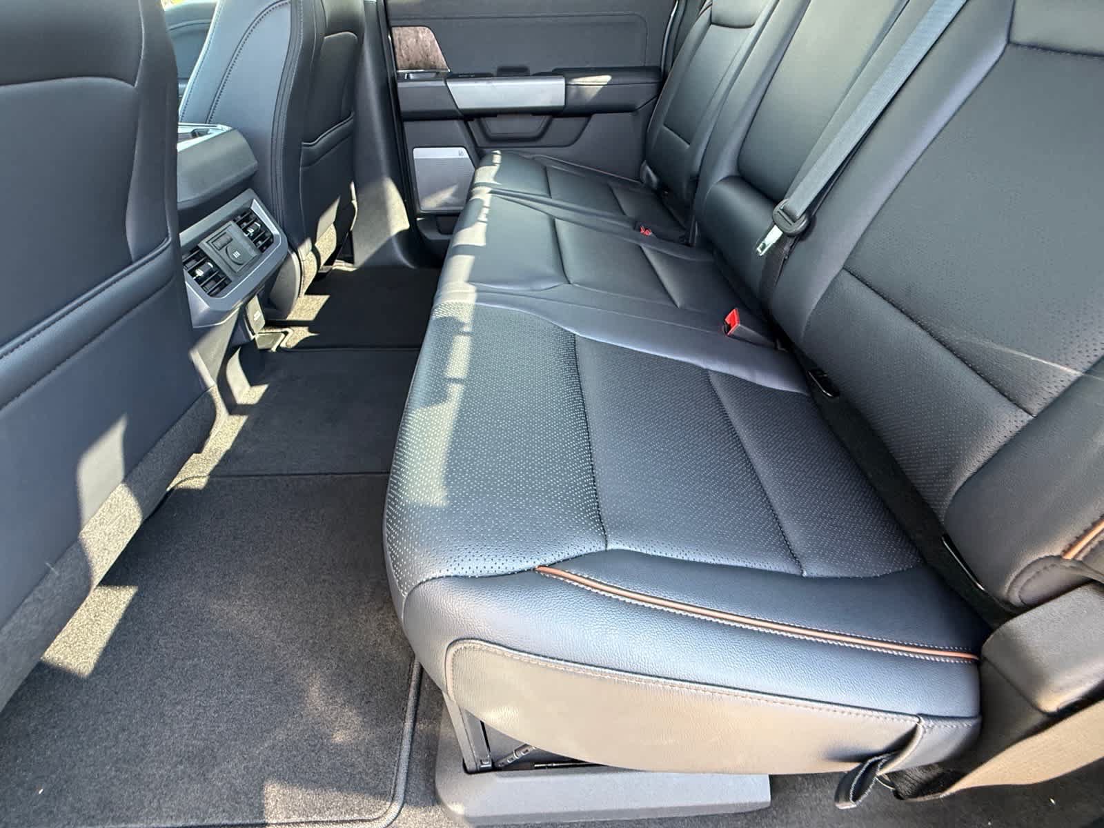 New 2027 Ford F350 Lariat AWD/4WD image 10